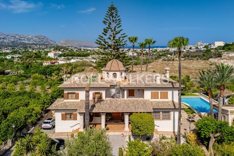 Villa i Altea, Alicante, Altea - € 1.990.000 | Ref: W-02ZGFN - foto 1
